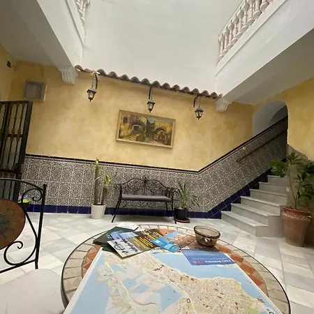Δωμάτια σε οικογενειακή κατοικία Patio Andalusi Junto A La Vina *